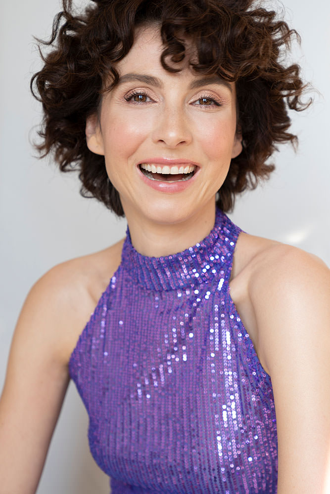 Model: Caroline 84618