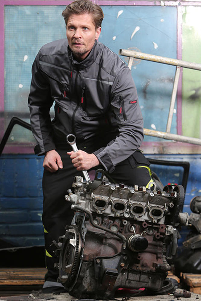Model: Avon 48465