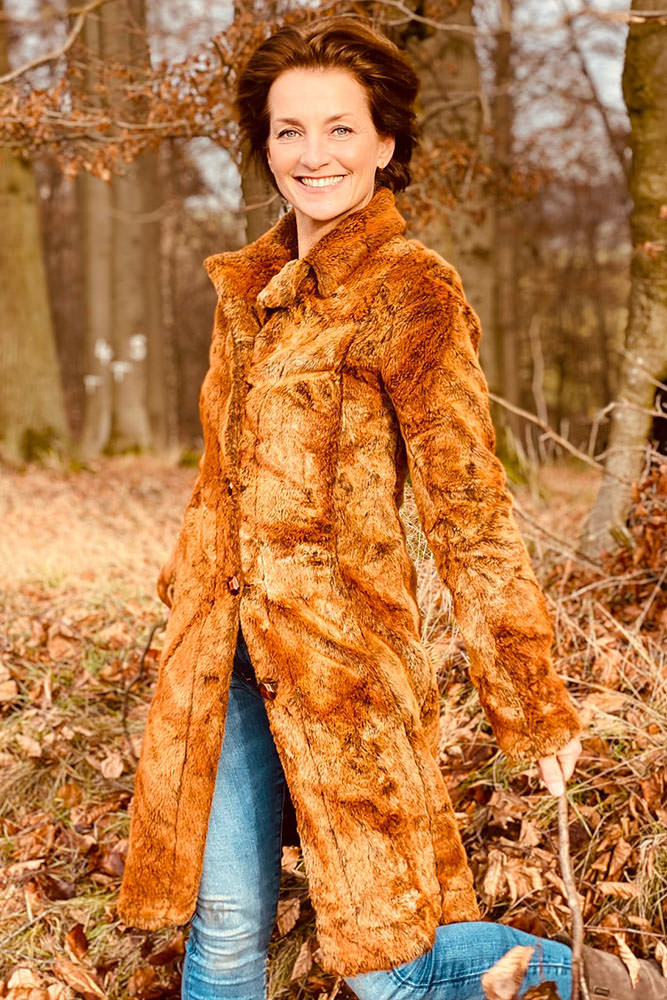 Model: Larissa 99199