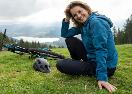 Model: Larissa 117365