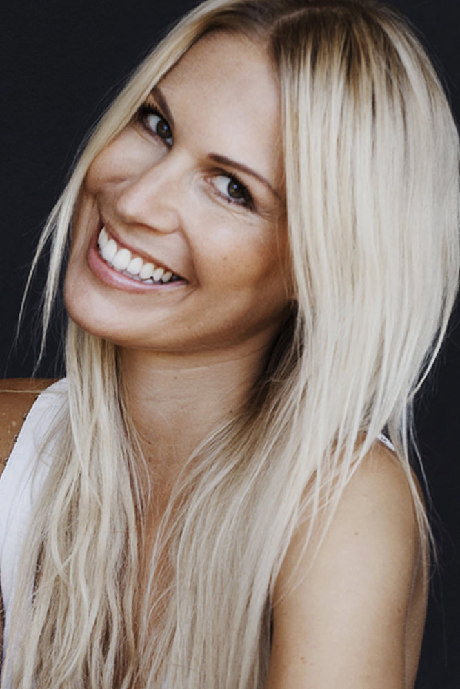 Model: Christina 31415