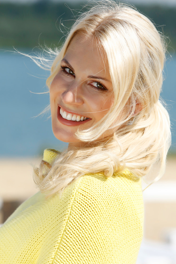 Model: Christina 33590