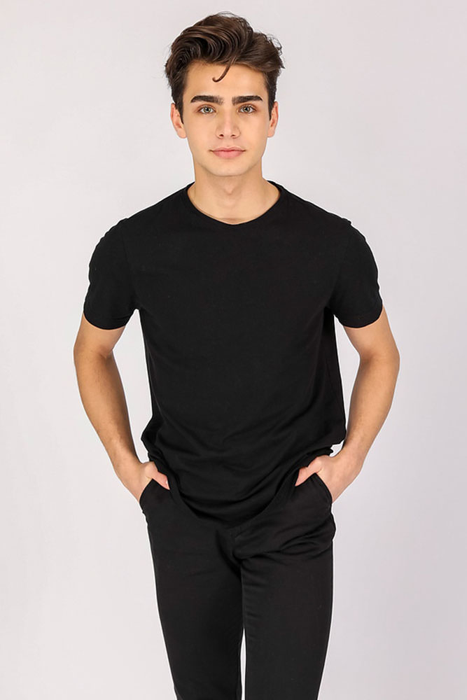 Model: Muhammed 98930