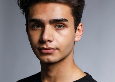 Model: Muhammed 98932