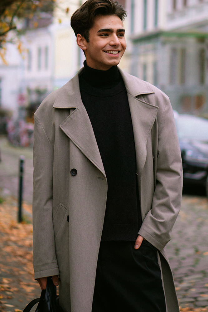 Model: Muhammed 98933