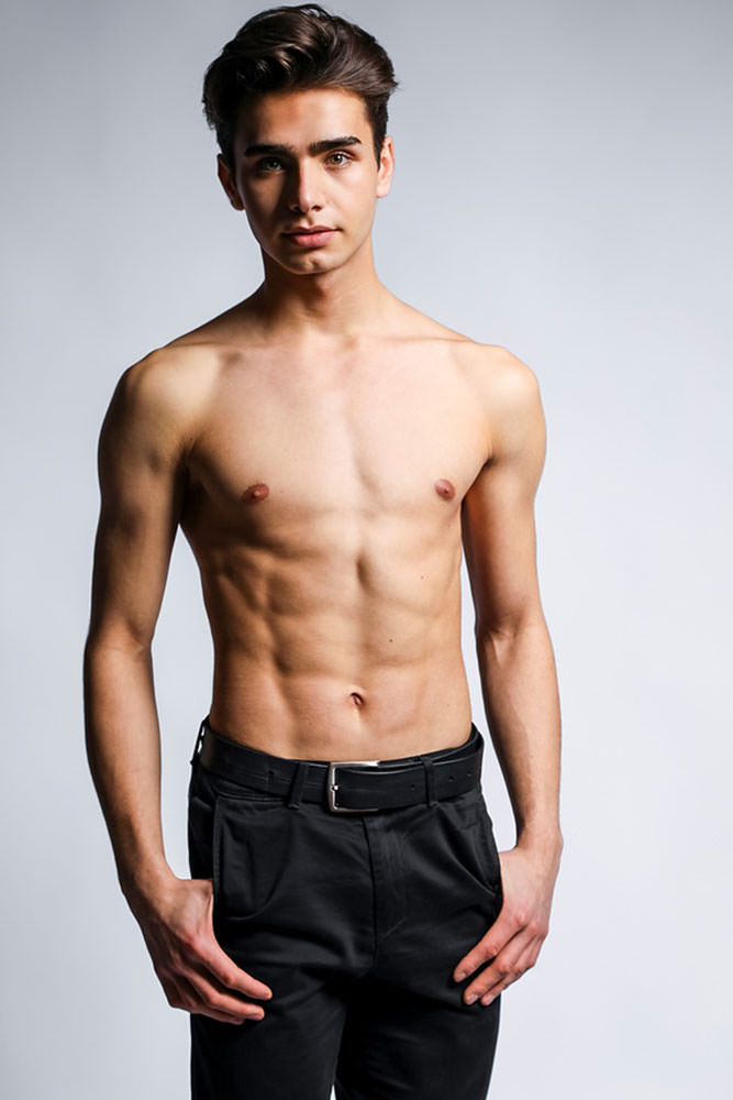 Model: Muhammed 98948