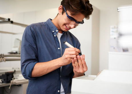 Model: Muhammed 102065