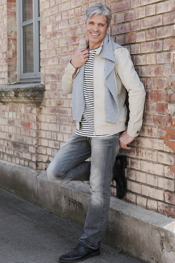 Model: Alexander 32340