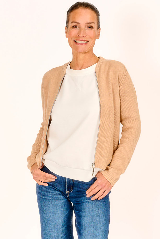 Model: Marlies 111010