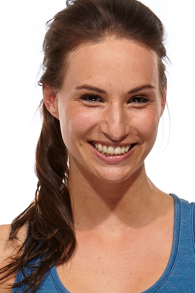 Model: Michaela 32764