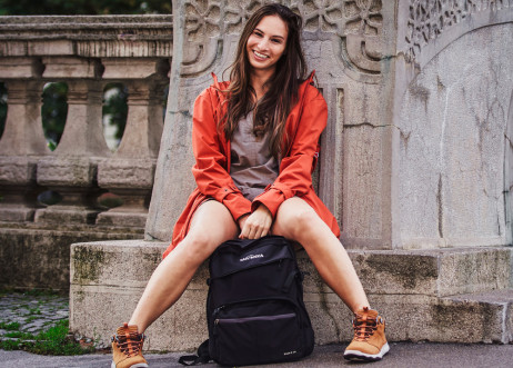 Model: Michaela 46174