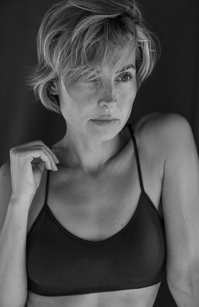 Model: Adrienne 93567