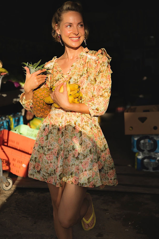 Model: Adrienne 93588