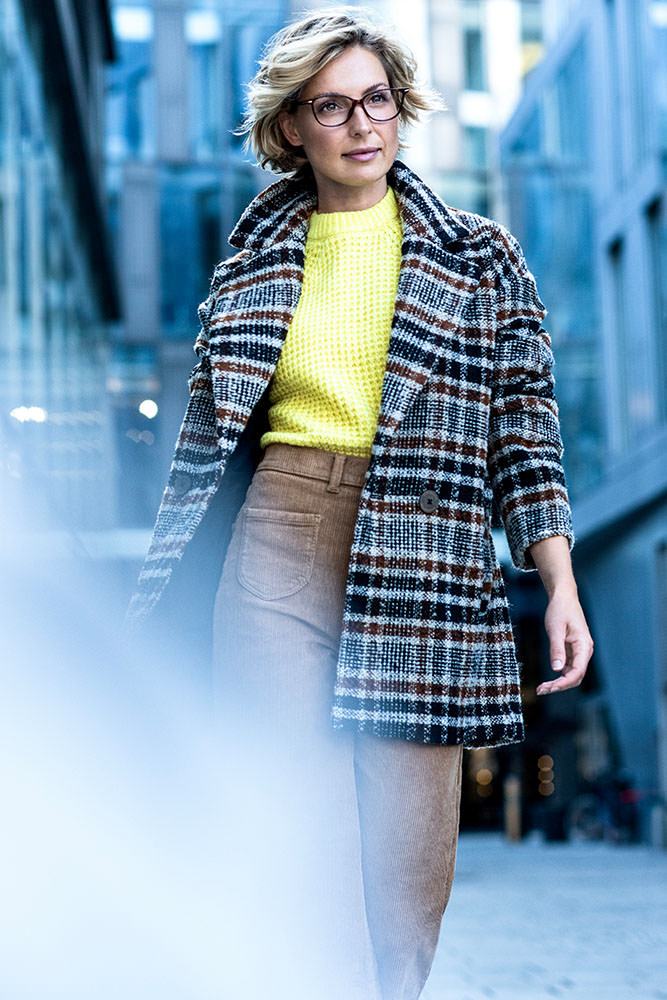 Model: Adrienne 97725