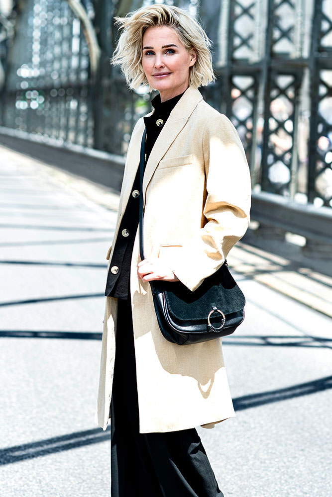 Model: Ann Kathrin 104092