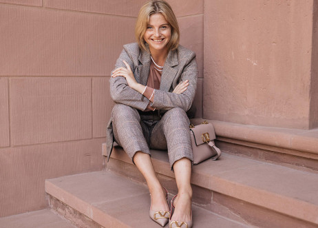 Model: Vanessa 77240