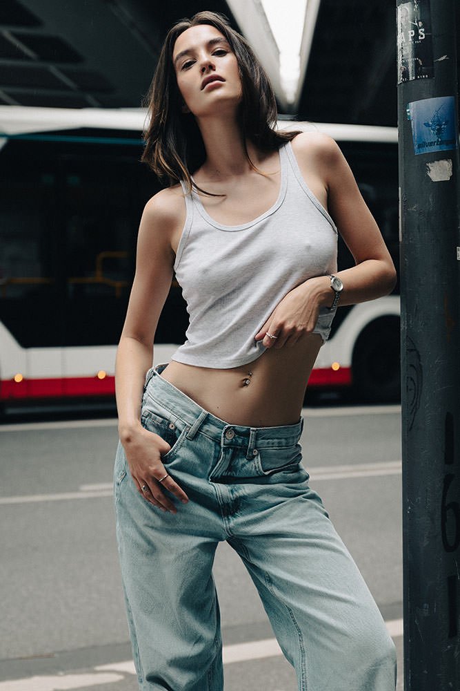 Model: Joline 115093