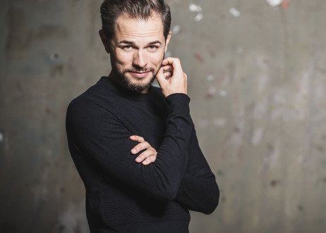 Model: Tobias 67427