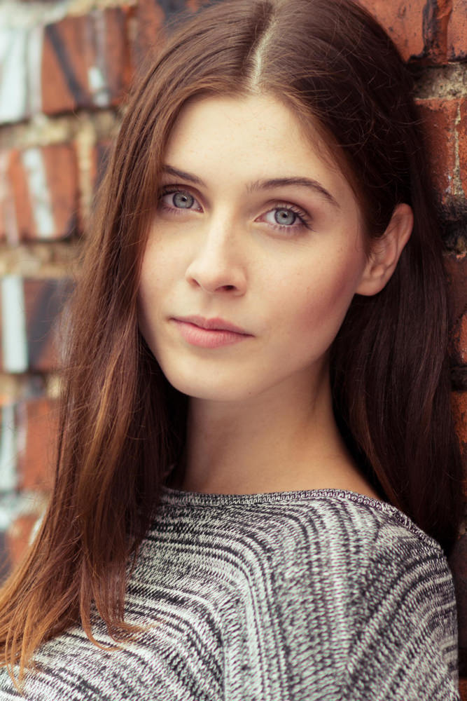 Model: Jessica 37860