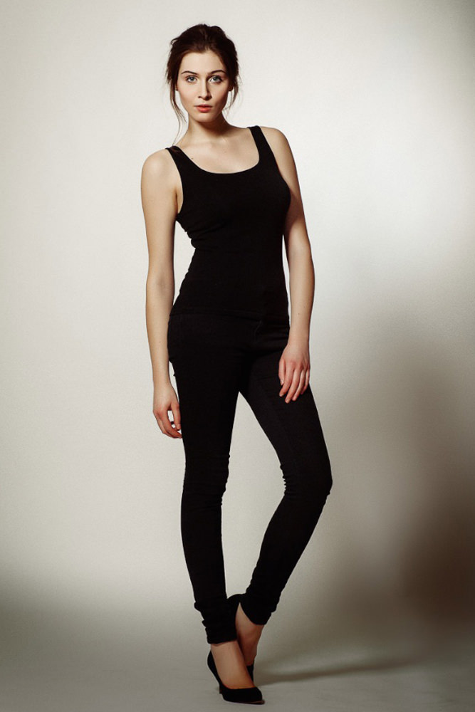 Model: Jessica 37864