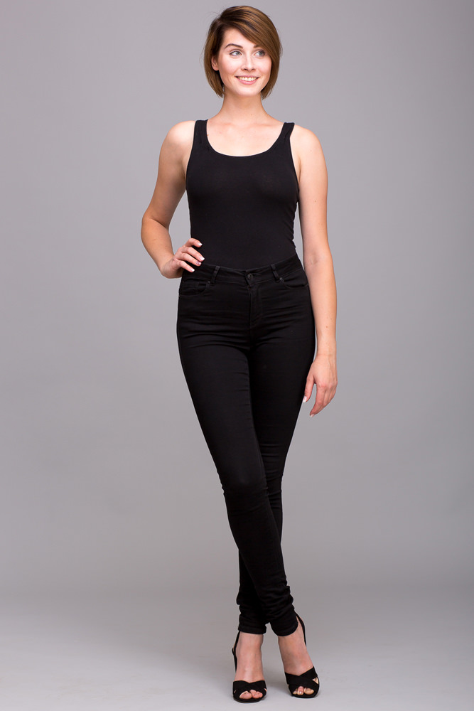 Model: Jessica 43589