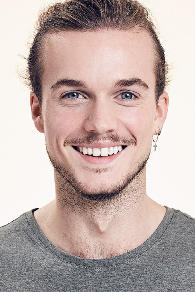 Model: Maximilian 73616