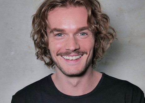 Model: Maximilian 113247