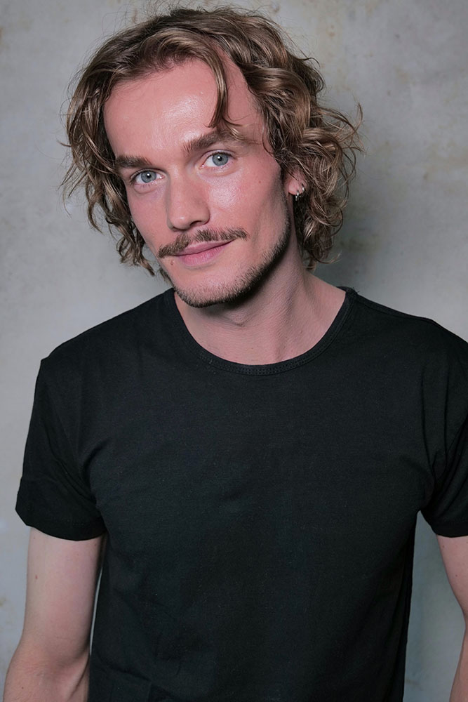 Model: Maximilian 113248