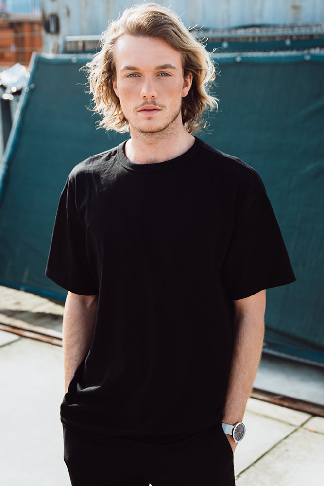 Model: Maximilian 53249