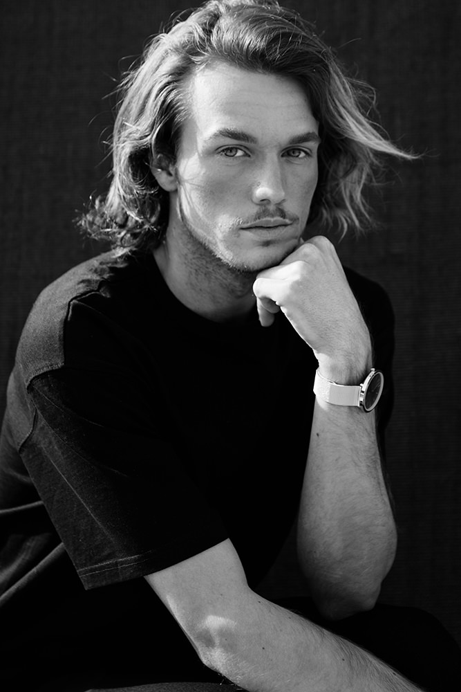 Model: Maximilian 53250