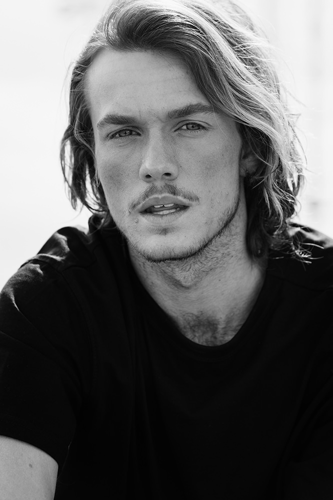 Model: Maximilian 53257