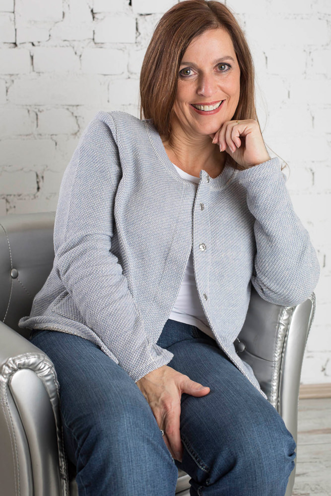 Model: Michaela 46016