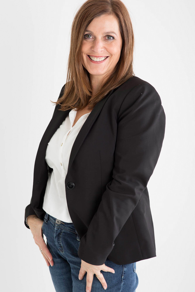 Model: Michaela 46023