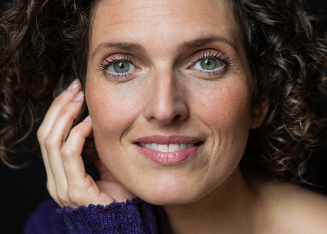 Model: Nadine 105304