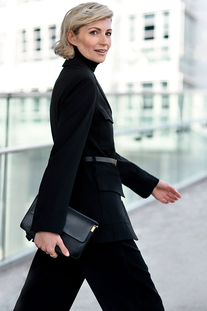 Model: Jennifer 102158