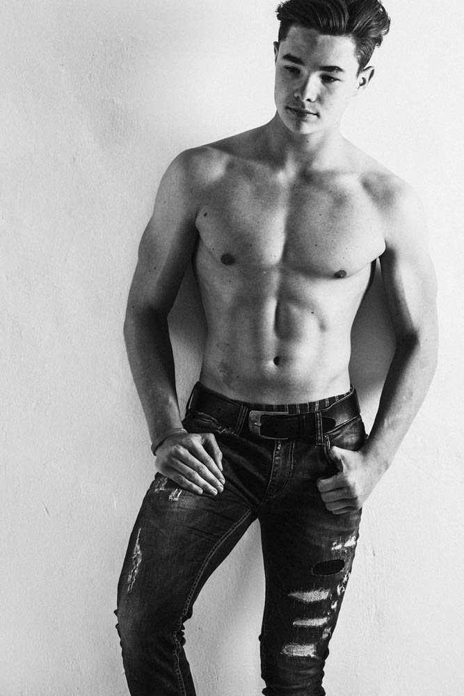 Model: Nicolas 41973