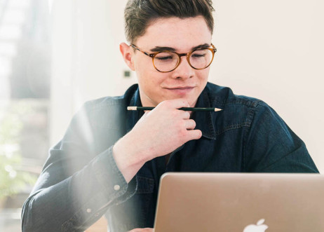 Model: Nicolas 58493