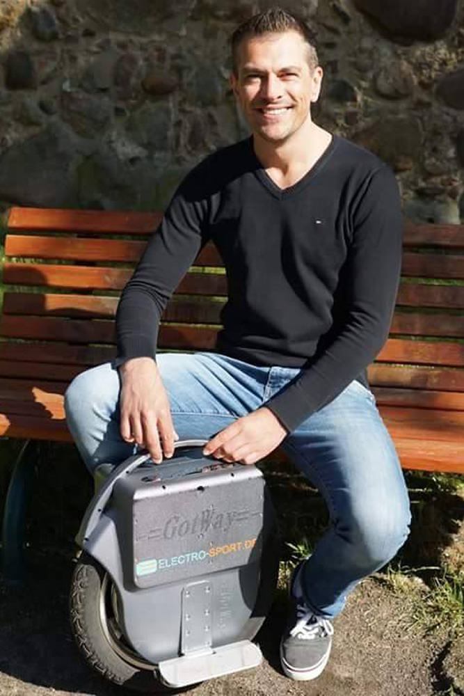 Model: Alexander 42128