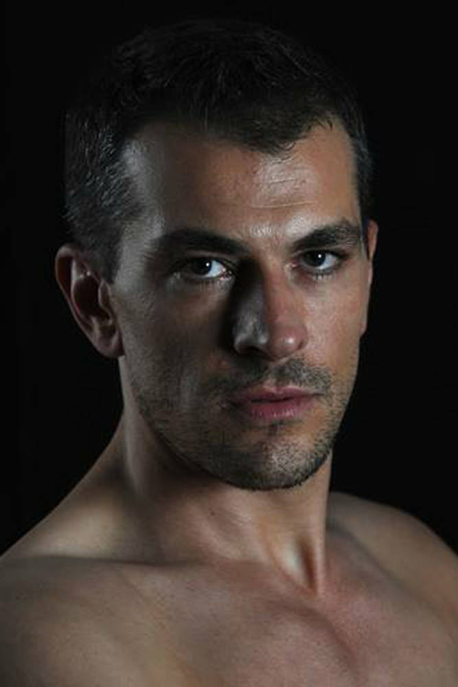 Model: Alexander 42136