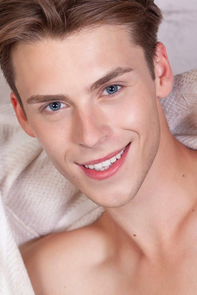 Model: Johannes 104430