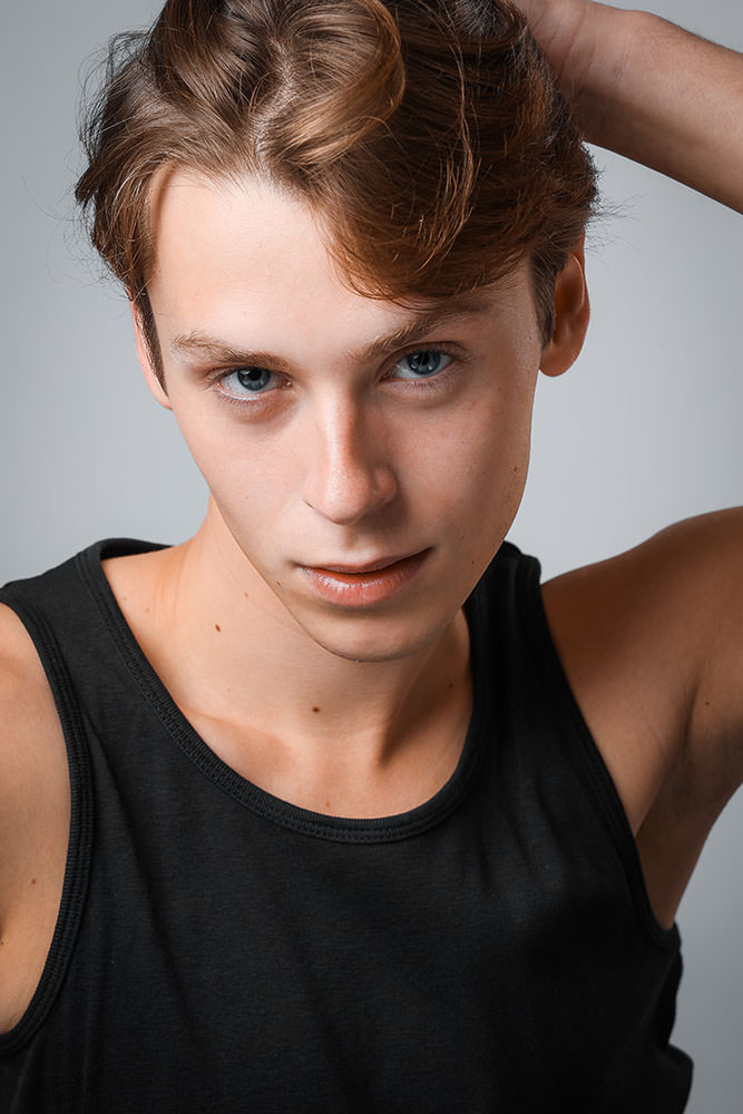 Model: Johannes 104433