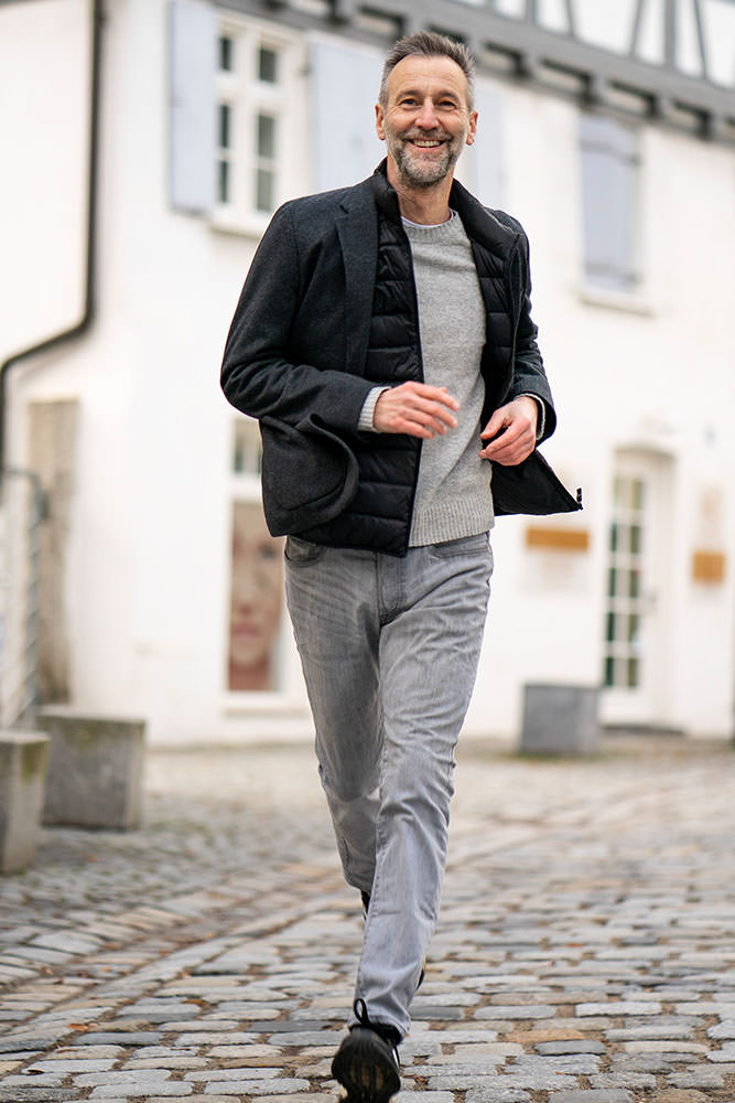 Model: Alexander 98882