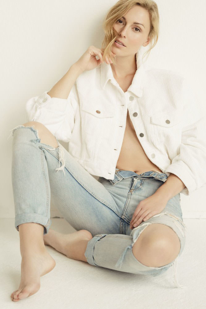 Model: Caroline 81208