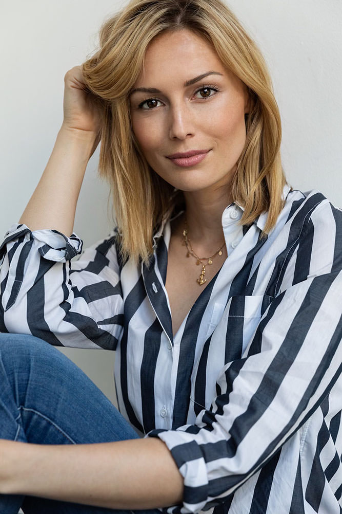 Model: Caroline 84919