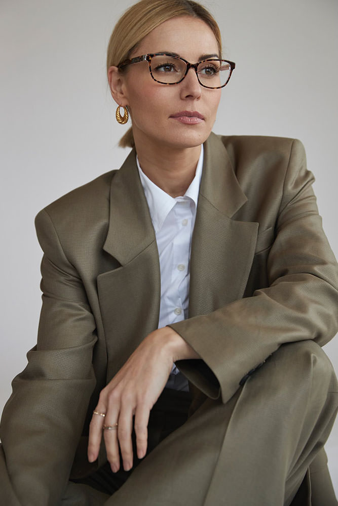 Model: Caroline 105396