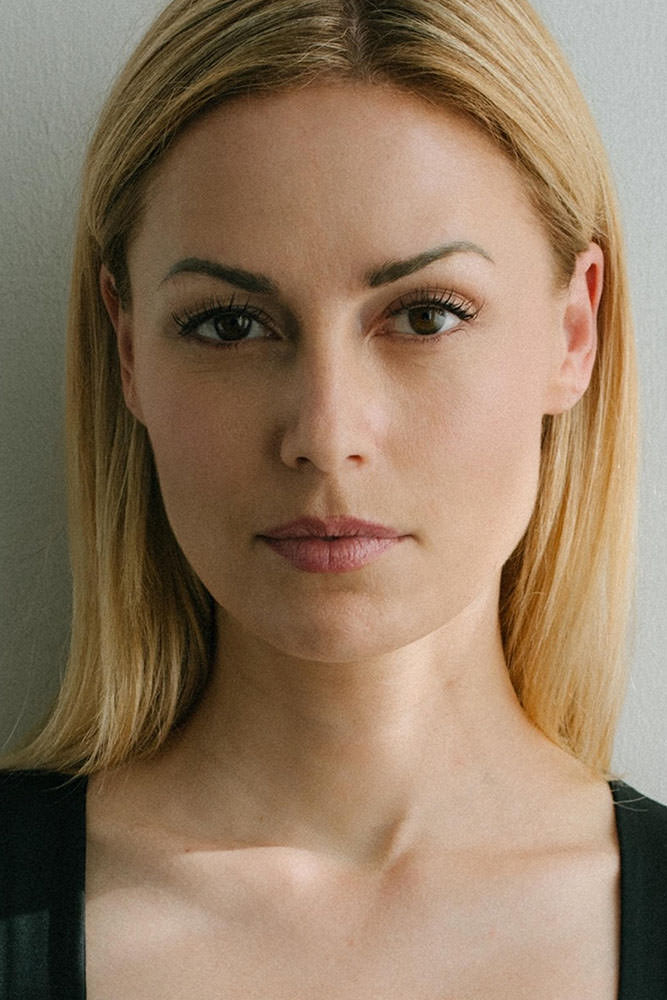 Model: Caroline 114585