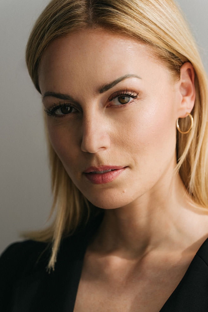 Model: Caroline 114590