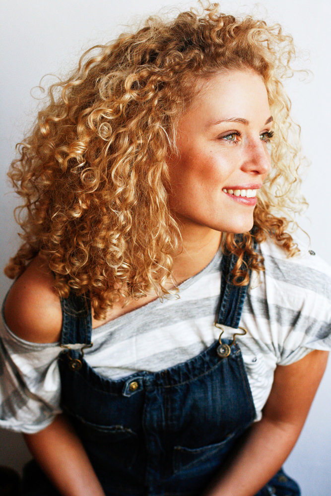 Model: Charline 43854