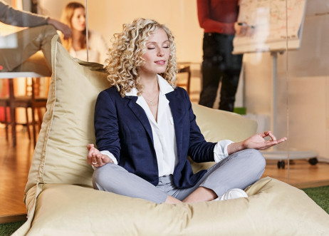 Model: Charline 49981