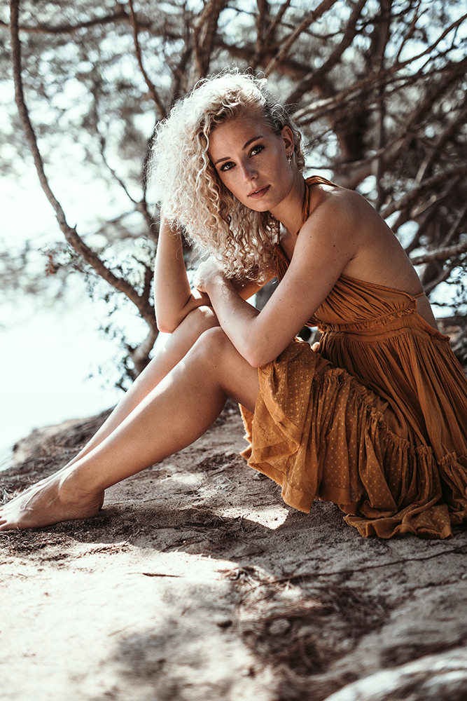 Model: Charline 53863